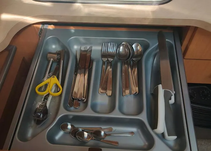 مكان تخييم Sloneczne Przyczepy